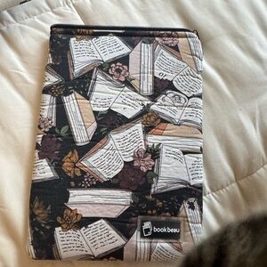 Book Beau Book Sleeve with Floral and Book Print